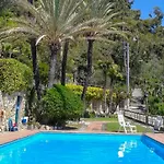 Paradise Corner By Interhome דירה *