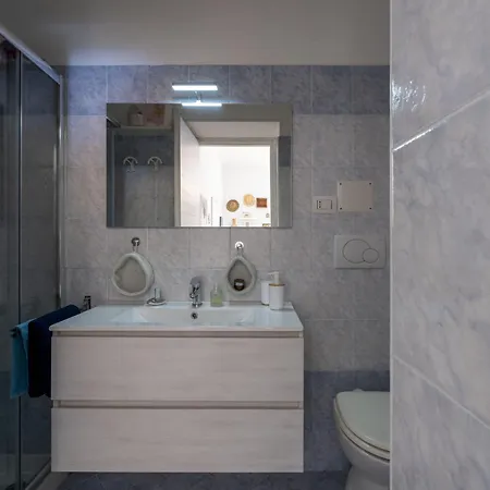 Daire Paradise Corner By Interhome Latte