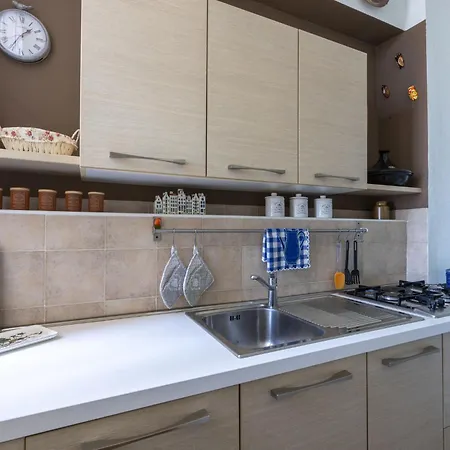 Apartment Paradise Corner By Interhome Latte